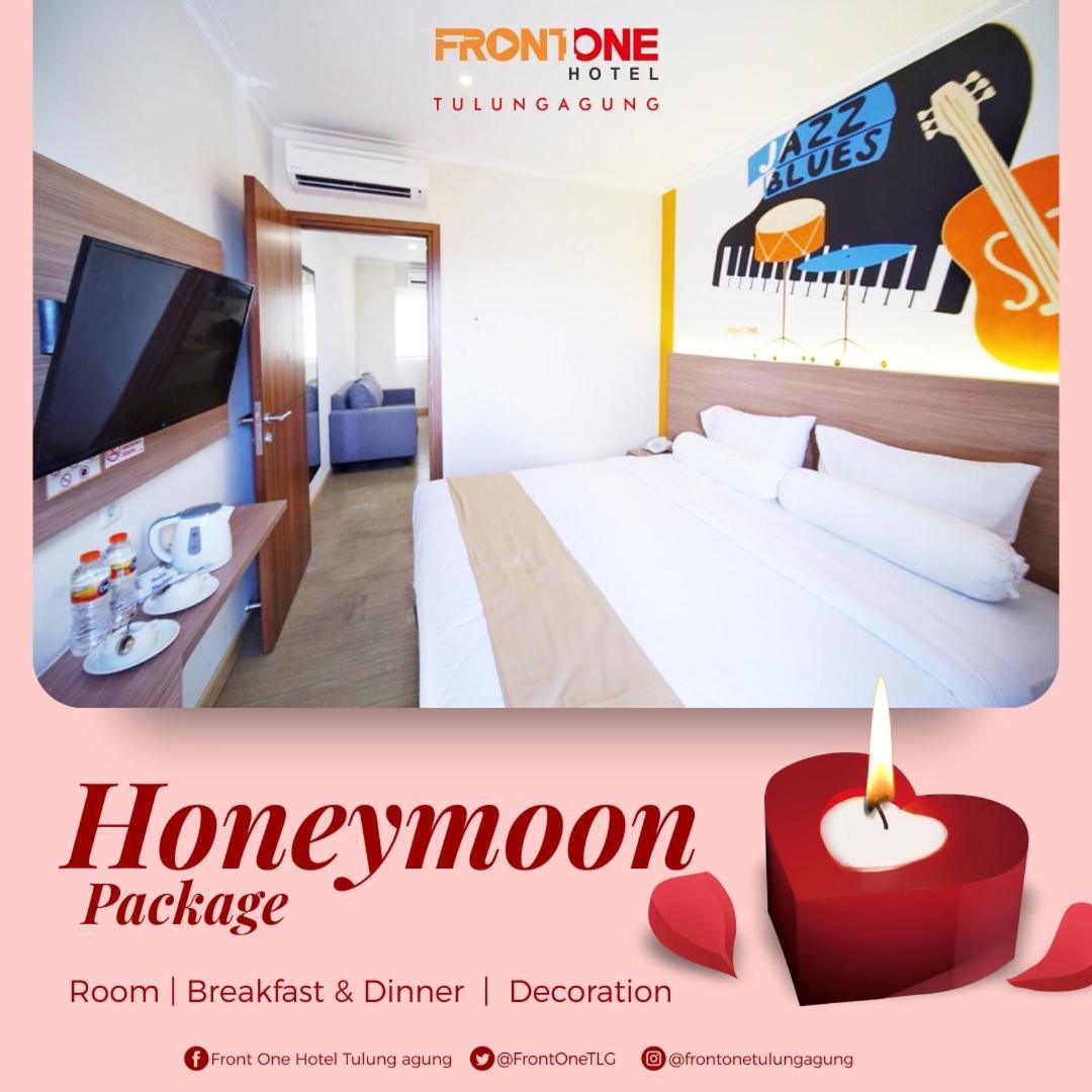 Front One Hotel Tulungagung Kültér fotó